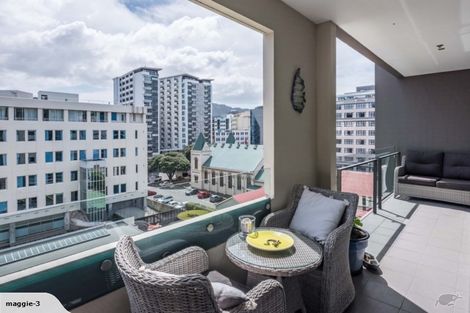 Photo of property in Sanctum Apartment, 10 Ebor Street, Te Aro, Wellington, 6011