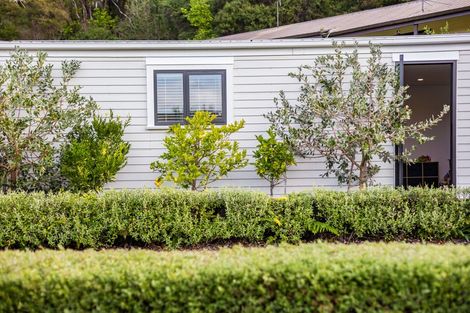Photo of property in 19 Seagull Place, Whitby, Porirua, 5024