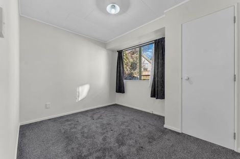 Photo of property in 81a Dundale Avenue, Blockhouse Bay, Auckland, 0600