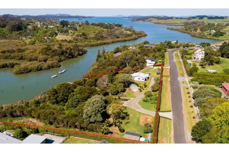 Photo of property in 60 Riverview Road, Kerikeri, 0230