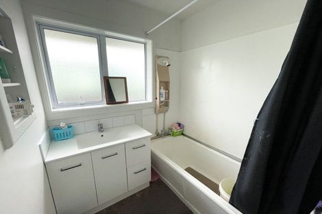 Photo of property in 84 Nortons Road, Avonhead, Christchurch, 8042