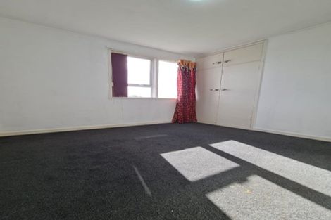 Photo of property in 39 Sunnyside Road, Sunnyvale, Auckland, 0612