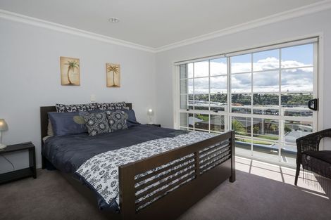 Photo of property in 63 Waterside Drive, Pyes Pa, Tauranga, 3112