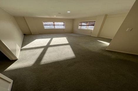 Photo of property in 17a Gulf Crest, Bucklands Beach, Auckland, 2012