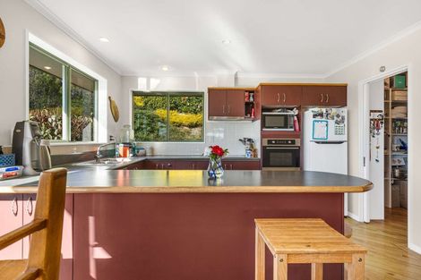 Photo of property in 86 Totara View Road, Wakefield, 7095