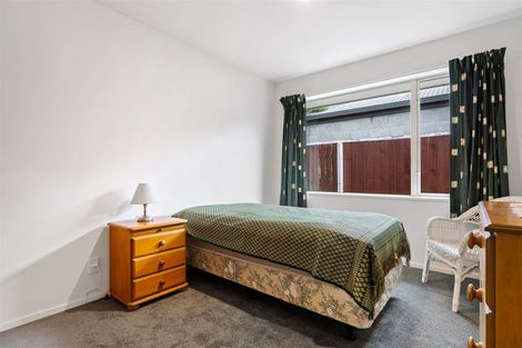 Photo of property in 17a Broadbent Street, Riccarton, Christchurch, 8041
