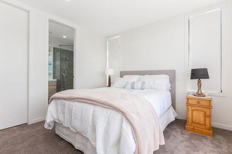 Photo of property in 2 Skysail Lane, Whitby, Porirua, 5024