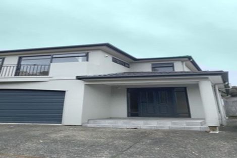 Photo of property in 60 English Oak Drive, Schnapper Rock, Auckland, 0632