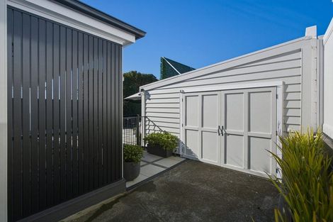 Photo of property in 25 Standish Street, Westown, New Plymouth, 4310