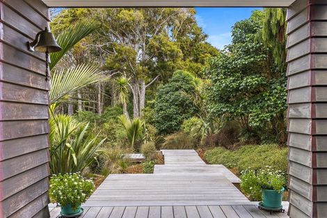 Photo of property in 28 Matheson Bush Road, Leigh, 0985