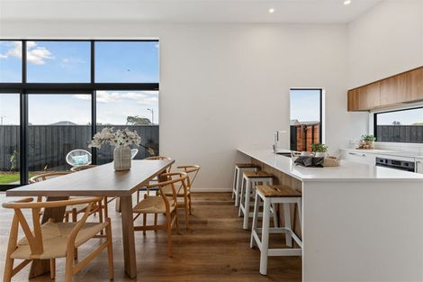 Photo of property in 10 Burkett Street, Marshland, Christchurch, 8051