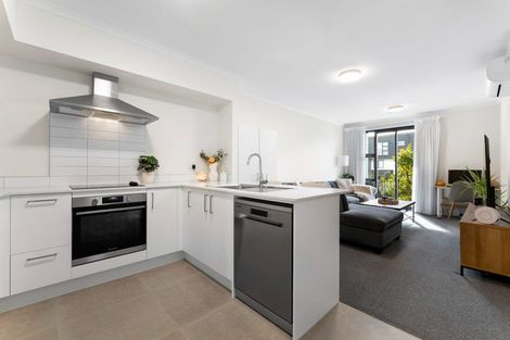 Photo of property in 25 Manarini Road, Westgate, Auckland, 0614