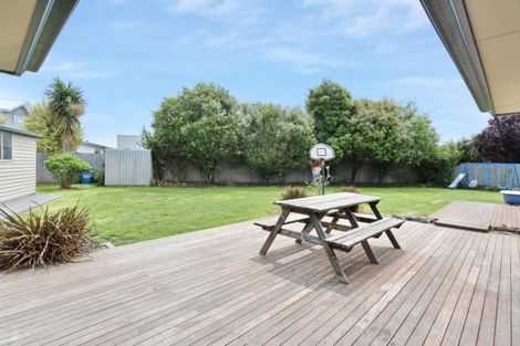 Photo of property in 6 Matson Close, Rangiora, 7400