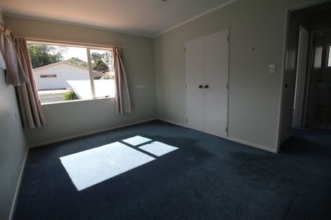 Photo of property in 106a Moorefield Road, Johnsonville, Wellington, 6037