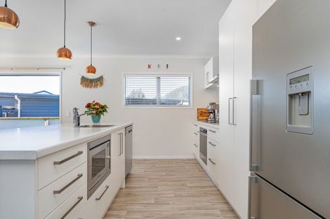 Photo of property in 10 Oceanair Drive, Pauanui, Hikuai, 3579