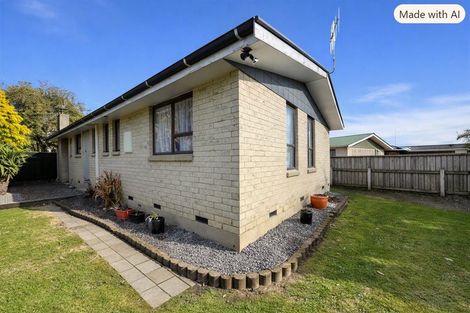 Photo of property in 22 Leeton Drive, Waipukurau, 4200