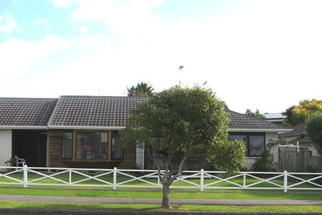 Photo of property in 1/76 Clydesdale Avenue, Somerville, Auckland, 2014