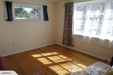 Photo of property in 15 Godley Street, Waterloo, Lower Hutt, 5011