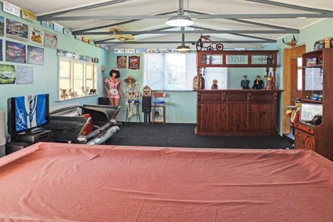 Photo of property in 131 Palmer Road, Foxton Beach, Foxton, 4891