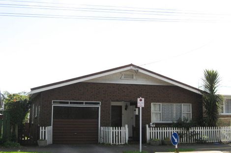 Photo of property in 39 Lemon Street, New Plymouth, 4310
