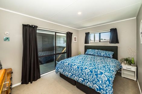 Photo of property in 11 Sunburst Court, Paraparaumu Beach, Paraparaumu, 5032
