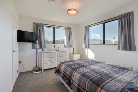 Photo of property in 16 Hunter Street, Westport, 7825