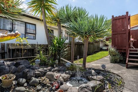 Photo of property in 3/16 Zealandia Road, Manly, Whangaparaoa, 0930