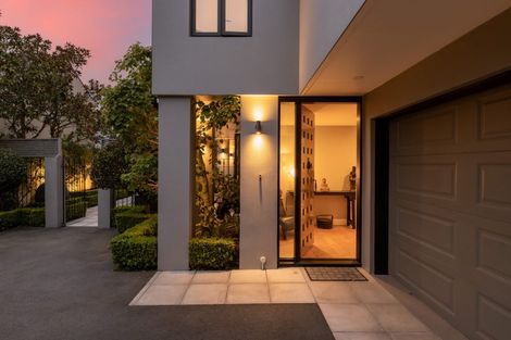 Photo of property in 10 Beveridge Street, Christchurch Central, Christchurch, 8013