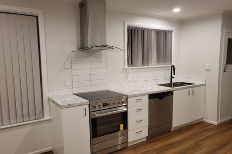 Photo of property in 4a Ngahina Street, Paraparaumu, 5032