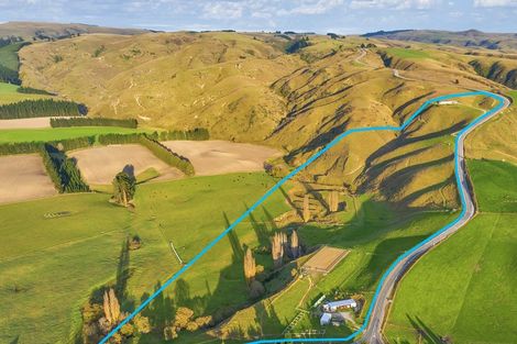 Photo of property in 67 Macraes Road, Waynes, Palmerston, 9483