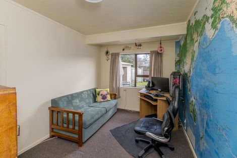 Photo of property in 13 Atarau Grove, Paraparaumu, 5032