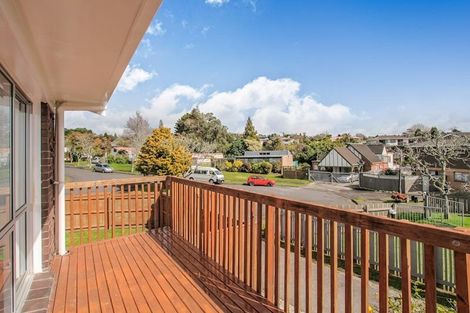 Photo of property in 1/5 Cezanne Place, New Lynn, Auckland, 0600