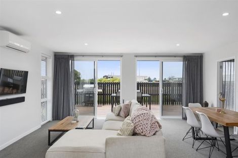 Photo of property in 12 Marion Crescent, Papamoa Beach, Papamoa, 3118