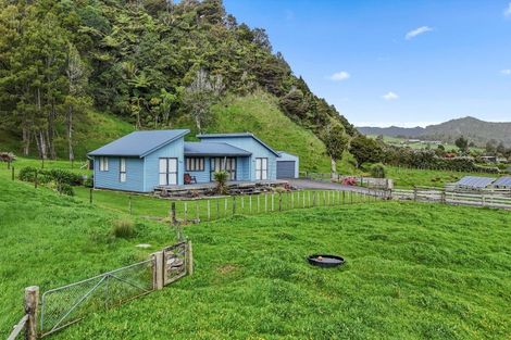 Photo of property in 139 Te Mahoe Road, Mokau, 4376