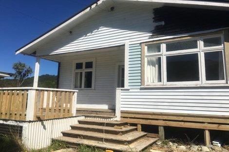 Photo of property in 30 Oxford Street, Taylorville, Greymouth, 7805