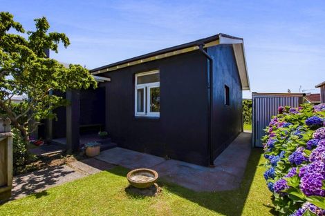 Photo of property in 187 Brooklands Road, Vogeltown, New Plymouth, 4310