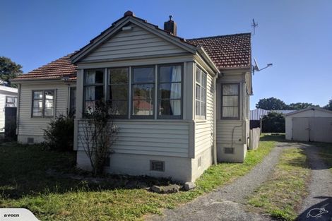 Photo of property in 16 Rangiora Avenue, Roslyn, Palmerston North, 4414