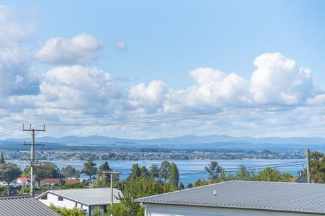 Photo of property in 99 Acacia Bay Road, Nukuhau, Taupo, 3330