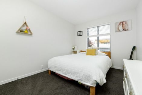 Photo of property in 23 Butterworth Crescent, Papamoa Beach, Papamoa, 3118