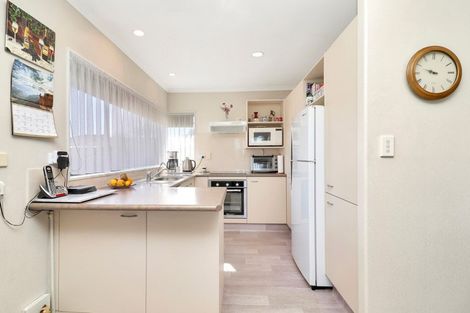 Photo of property in 5 Lavender Place, Papamoa Beach, Papamoa, 3118