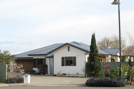 Photo of property in 7 Phoenix Place, Havelock North, 4130