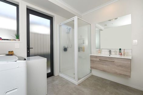 Photo of property in 21 Pioneer Crescent, Omokoroa, 3114