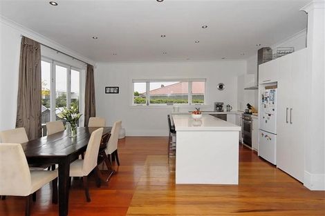 Photo of property in 126 Shackleton Road, Mount Eden, Auckland, 1024
