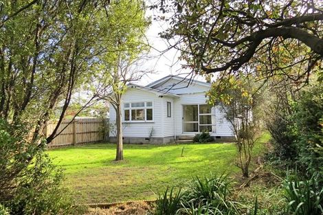 Photo of property in 49 Wainoni Road, Wainoni, Christchurch, 8061