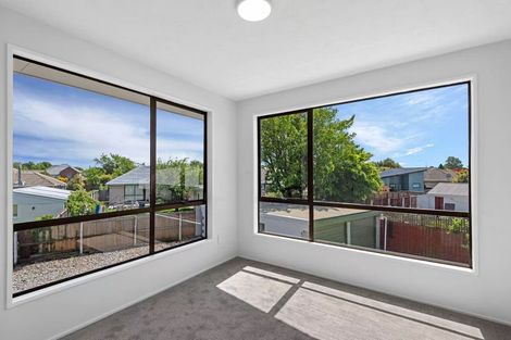 Photo of property in 66 Greendale Avenue, Avonhead, Christchurch, 8042