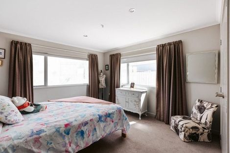 Photo of property in 109 Harbour View Road, Omokoroa, 3114
