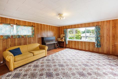 Photo of property in 2 Stoke Place, Awapuni, Palmerston North, 4412