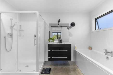 Photo of property in 23 Dreaver Drive, Waitara, 4320