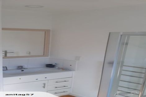 Photo of property in 1/127 Portage Road, New Lynn, Auckland, 0600