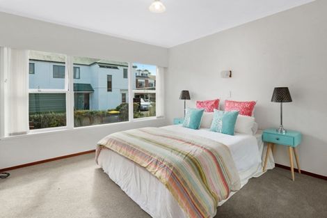 Photo of property in 4/768 Beach Road, Browns Bay, Auckland, 0630